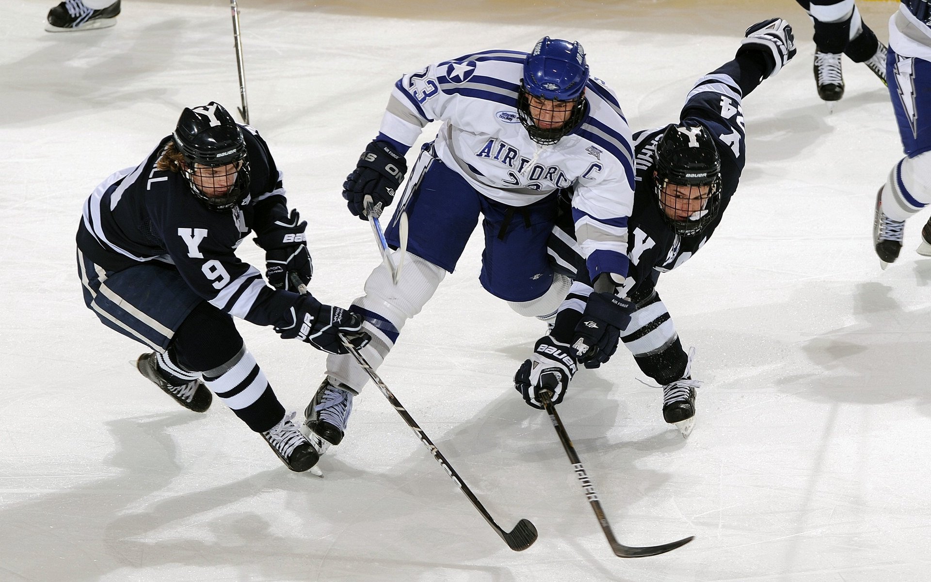 Faker高光操作瞬间集锦，faker高能集锦