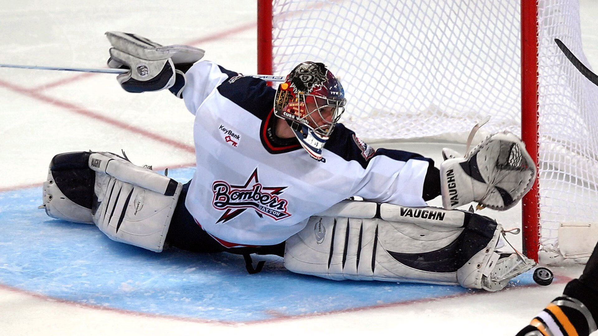 mk体育官网首页-体育场馆维护人员培训提升场地保养水平，体育场馆维修养护内容